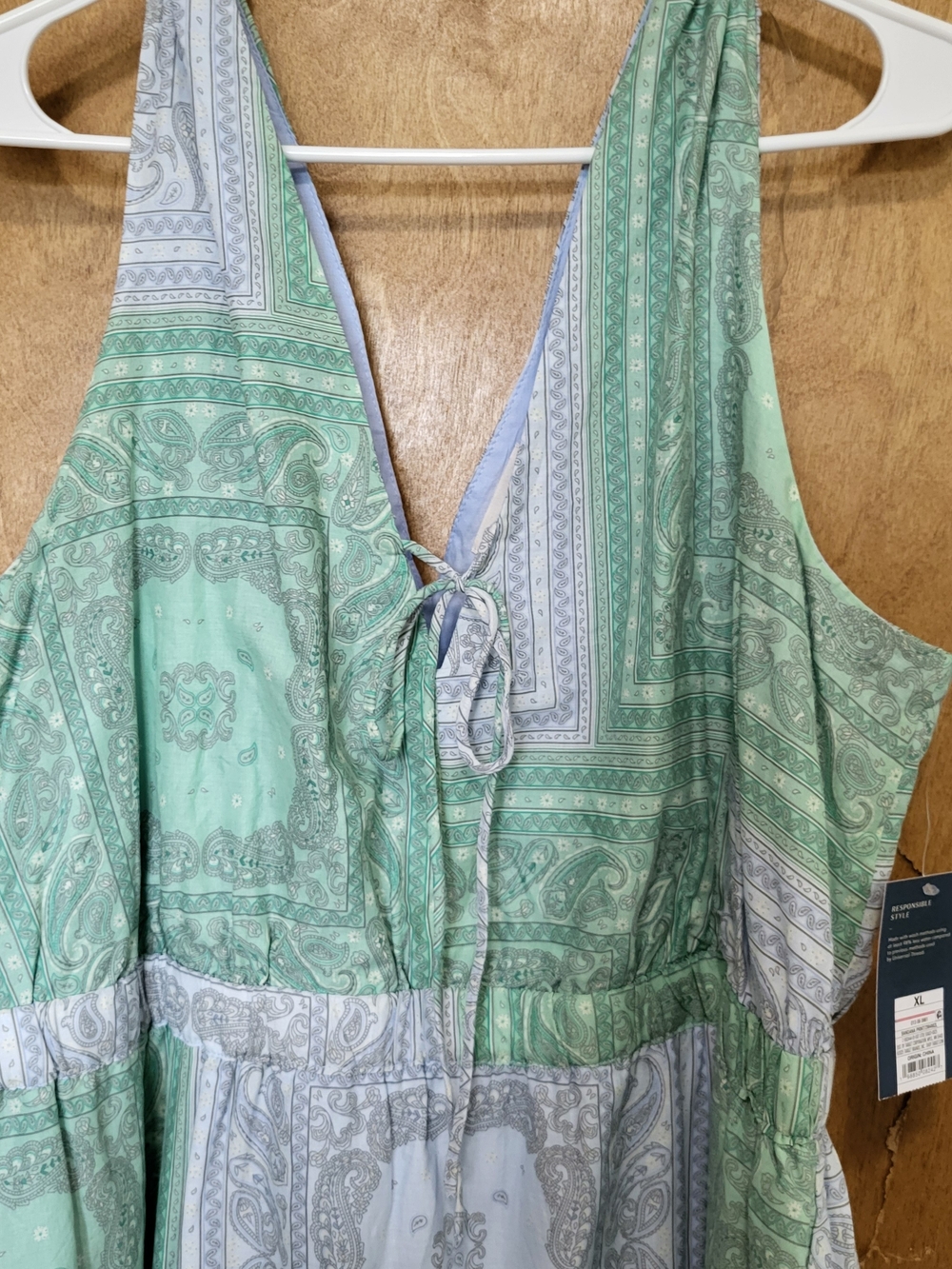 Universal Thread Mint & White Sleeveless V-Neck Maxi Dress - Picture 2 of 5